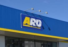 Ard Discount esordisce a MARCA con il Brand Ambassador Nino Frassica