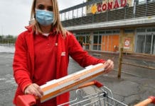 CIA-Conad adotta un coprimaniglia usa e getta per il carrello