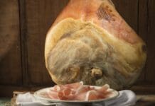 Prosciutto di Parma: il preaffettato cresce del 21%. Ecco i dati del 2020