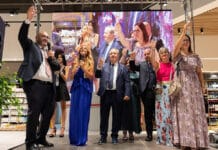 Gruppo Arena inaugura un Iperstore da 4000 mq. Presente tutta la dirigenza VèGè e Decò Italia