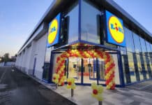 Lidl taglia il nastro al rinnovato punto vendita di Afragola