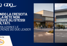 Quando la crescita della rete non produce gli stessi risultati. Le evoluzioni e le differenze dei due leader Banner in blue with Italian headline about network growth not yielding the same results; two storefront photos; sponsor logo Fumaolo on the left.